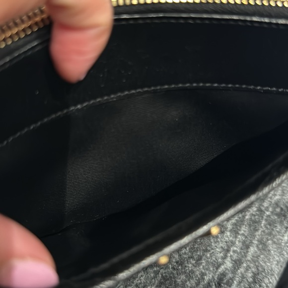 SOLD - EUC Auth Saint Laurent Cassandre Matelasse Zipped Pouch - Leather - Picture 7 of 7